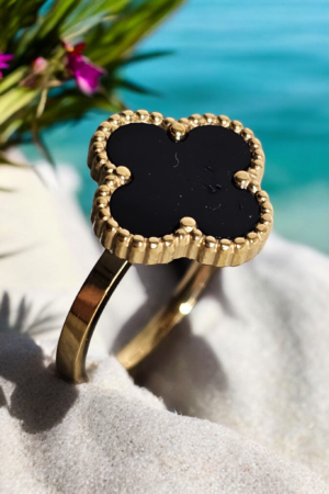 Clover Ring Black