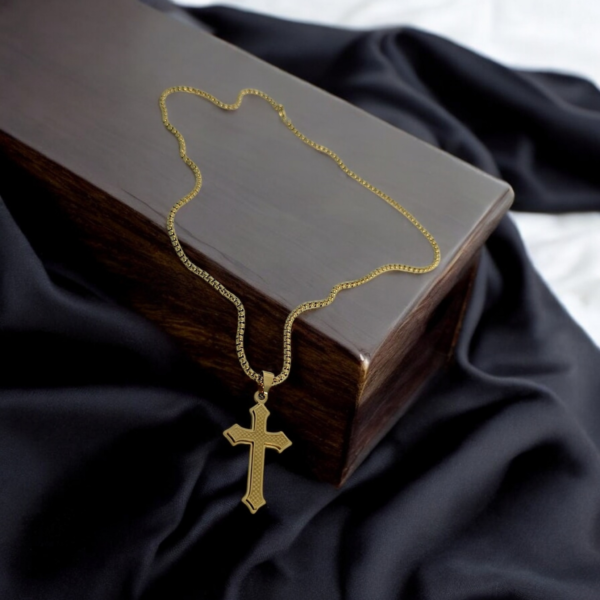 Cross Necklace Gold
