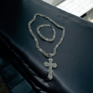Moorvan Cross Chain Set